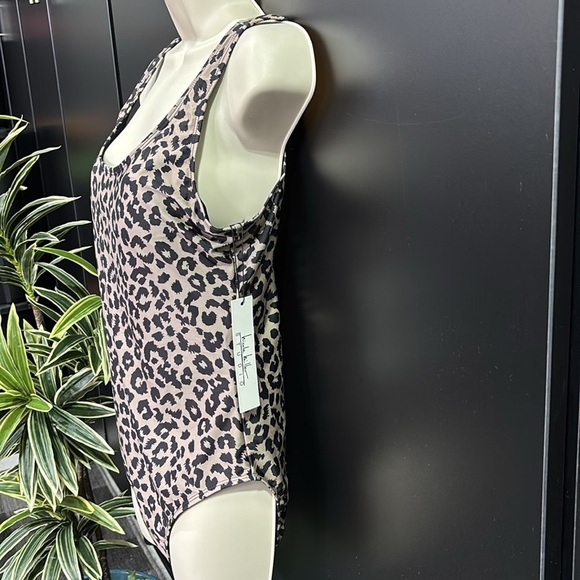 Nicole Miller Cheetah print one piece swimsuit,scoop back, padded, summer - Picture 3 of 12